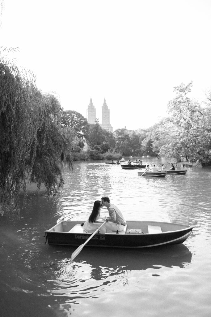 Romantic Central Park Boat House Engagement Photos in NYC